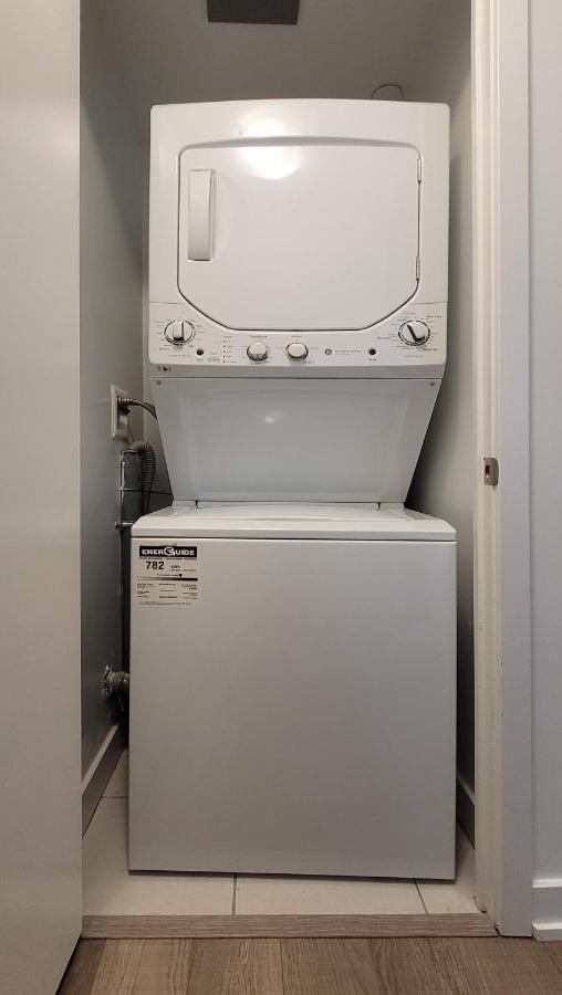 Lovely 3 Bedrooms In University Of Toronto Luaran gambar